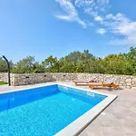 In 39271 Barci