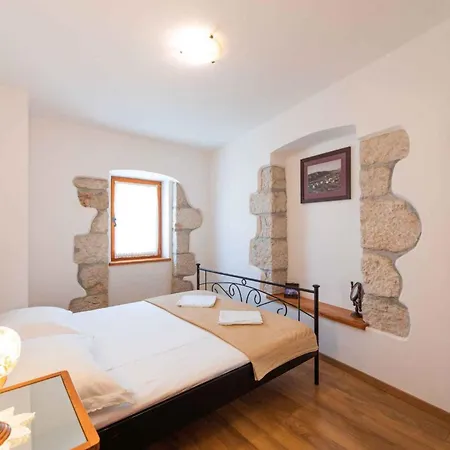 Case de vacanță In 39271 Barci